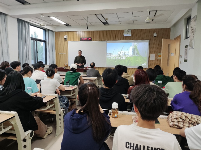 e534503f95904acd9ac309b5550db8de.png 图片2.png